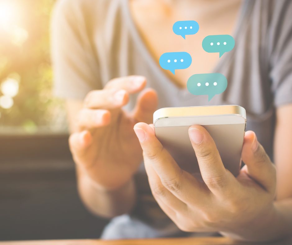 Person using live chat on a smartphone